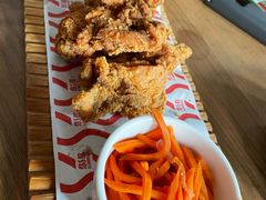 愚公移鸡-悠航SLOWBOAT(三里屯店)