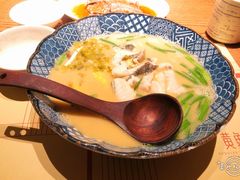 招牌黄鱼面-荣家黄鱼面(前滩太古里店)