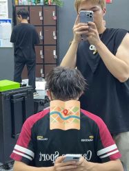 -藤野造型专业烫染接发