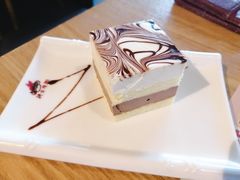 双色巧克力慕斯-骑士牛排(北仑银泰城店)