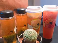 超级水果四季春-喜茶(深圳东门1234店)