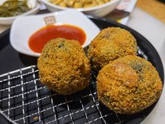 墨鱼芝士饭团-韩宫宴烤肉·料理(大宁国际店)