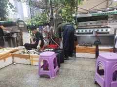 -蚝哥花姐湛江烤生蚝(美丽湾市场店)