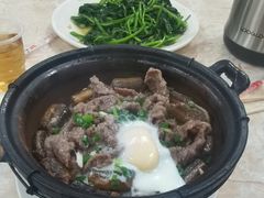 -容里煲仔饭(利丰北路店)