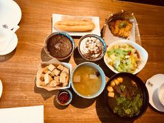 -新梅华·茶点餐厅(欧尚店)