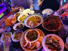 -粉墨特色菜·烧烤音乐酒馆