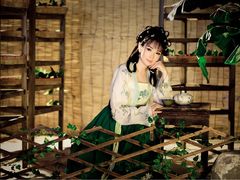 -九月鹰飞汉服摄影工作室
