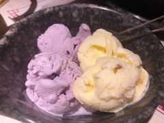 冰淇淋自助-哥老官重庆美蛙鱼头(西湖银泰十一哥店)