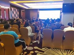 -巅峰减重高端减肥训练营(惠州店)