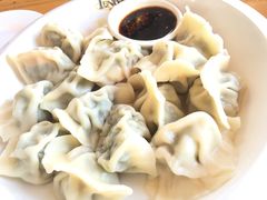 -LENBACH兰巴赫西餐啤酒坊(大连星海广场店)