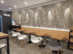 大堂-龙治汉堡(中华城店)