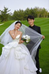 -二十一世纪婚纱摄影(省府前街店)