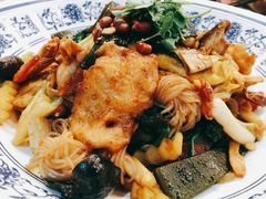 -蜀天上精专麻辣香锅(文定路店)