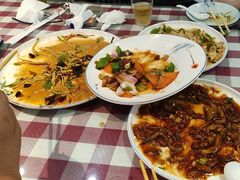 -小锅饭豆腐馆(嘉陵江街店)
