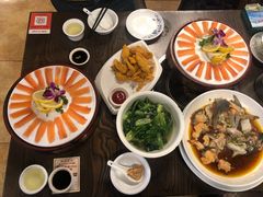 -醉美东江·三文鱼·烧鸡公