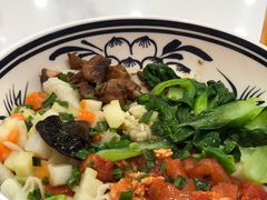 -秦香陕西食府(华贸天地店)