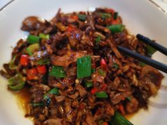 -老湘亲·品鉴湘菜(蔡塘爱琴海店)