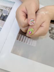 -七彩虹美甲美睫 半永久