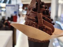 经典巧克力软冰激-GODIVA(国际金融中心店)