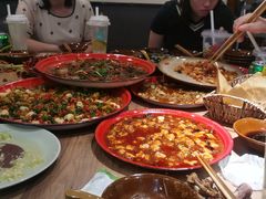 -先启半步颠小酒馆(常熟万达广场店)