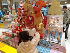 -泡泡玛特POPMART(黄岛新城吾悦店)