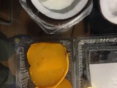 -志龙皇冠吃货椰子铺