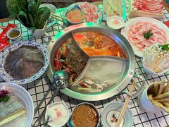 -山悦里 山野·鲜火锅(罗斯福广场店)
