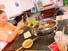 -邓莽子老火锅(中兴路总店)