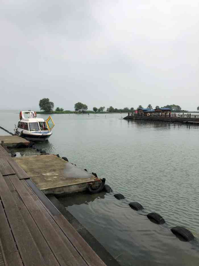 沙滩山码头售票处-"我特别喜欢去码头游览.为什么很多电影都.