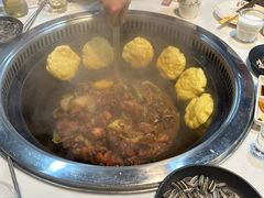 -哈尔滨烧烤·山河村铁锅炖(交大店)