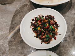 -有红鸡毛店·川菜(建设路店)