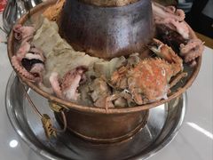 -一口猪海鲜浑锅·东北家常菜