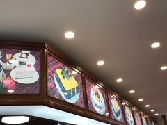 -红宝石·鲜奶小方·海派西点房(南丹店)