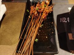 -吞鱼兽麻辣烤鱼(万达店)
