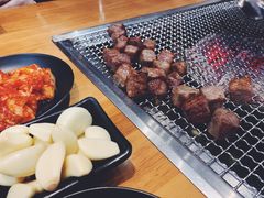 雪花肉粒-肉甲韩国木炭烤肉(新壹街1店)