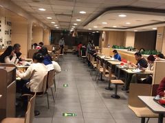 大堂-麦当劳(军博店)