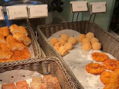 -鲤鱼洲酒店港鲤咖啡厅