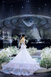 -Lady  Jane高端婚纱礼服馆