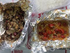 -扒虾小妹儿麻辣海鲜(宏图街店)