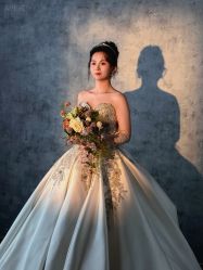 -雪中彩影婚纱摄影·微光艺术中心