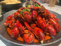 -巴厘龙虾·榜首油焖大虾(音乐学院·沿江酒馆店)
