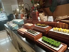 -月色西餐厅·海鲜刺身·烧烤(科学城保利郡雅酒店)