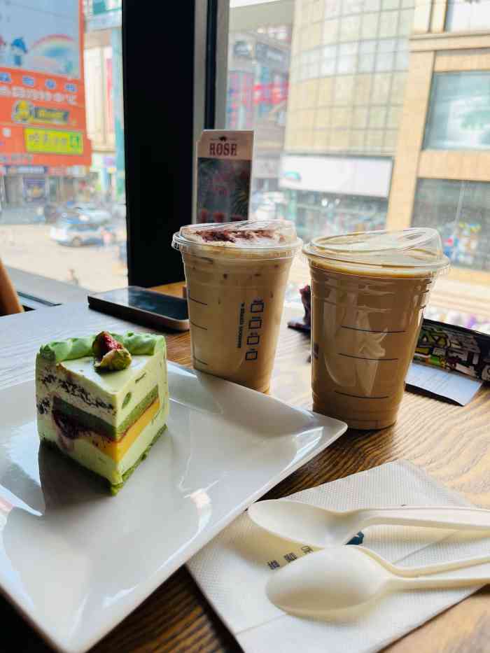 海岩咖啡(铜锣湾店)-"[环境]环境挺好的,布置的比较小资,不过.