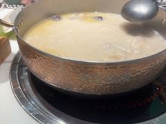 -洪氏嗨捞·猪肚鸡火锅(阳光天地店)
