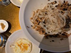 菌菇拌粉小份-漆黑觉米粉(三里屯店)