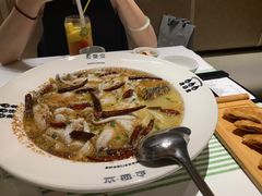 -渔语鱼新川菜Bistro(万象天地店)