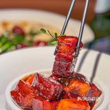 妈呀！这家的家烧乾坤隆鱼头真是香迷糊了！