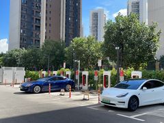 -TESLA 特斯拉(深圳观澜特斯拉直营钣喷中心)
