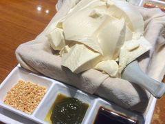 一块豆腐-95号酱骨·一块豆腐(展春园西路店)