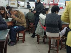 等位区-穗银肠粉店(东川路店)